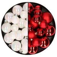 Kerstversiering kunststof kerstballen mix rood/parelmoer wit 4-6-8 cm pakket van 68x stuks