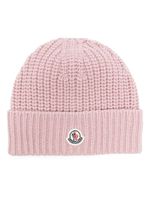 Moncler bonnet nervuré à patch logo - Rose