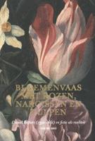 Bloemenvaas met rozen, narcissen en tulpen (Paperback)