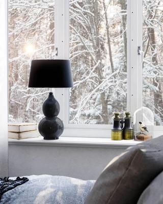 Tafellamp zwart met E27 fitting en schakelaar By Rydens Lofty