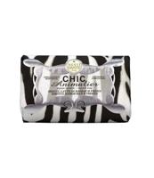 Nesti Dante chic animalier hibiscus, baobab milk & freesia zeep 250gr.