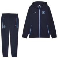 PUMA Manchester City Pumatech Trainingspak Woven Hooded Full-Zip 2025-2026 Donkerblauw Lichtblauw PUMA Manchester City Pumatech Trainingspak Woven Hooded Full-Zip 2025-2026 Donkerblauw Lichtblauw