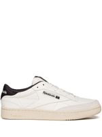 Reebok LTD baskets Club C en cuir embossé - Blanc