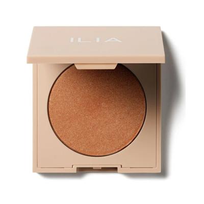 ILIA Beauty Daylite Highlighting Powder Highlighter Fame 6.6gr ILIA Beauty Daylite Highlighting Powder Highlighter Fame 6.6gr