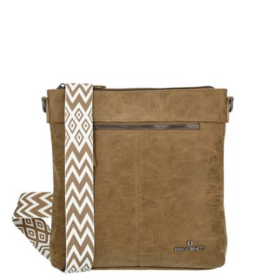Enrico Benetti Schoudertas Stacey Camel