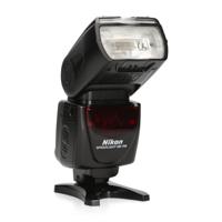 Nikon SB-700 Speedlight