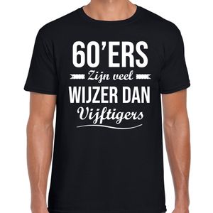 60ers zijn veel wijzer dan vijftigers verjaardags t-shirt zwart voor heren