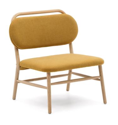 Kave Home Fauteuil 'Helda' Chenille en eikenhout, kleur Mosterdgeel