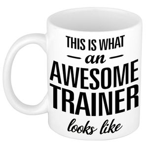 Awesome trainer cadeau mok / beker 300 ml