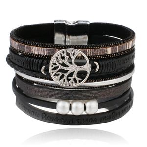 Zwarte dames armband Ibiza stijl met kralen en levensboom