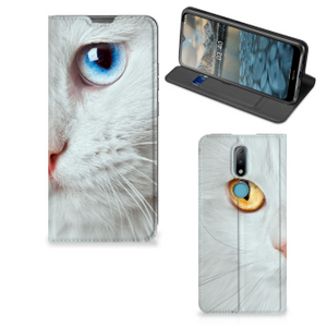 Nokia 2.4 Hoesje maken Witte Kat