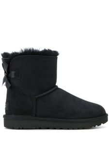 UGG bottines Classic Short - Noir