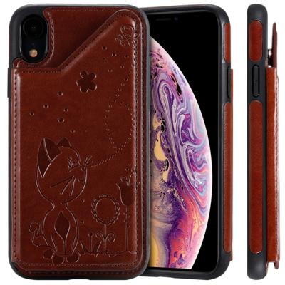 Voor iPhone XR kat Bee reliëf patroon schokbestendige beschermende case met kaartsleuven & fotolijstjes (bruin)