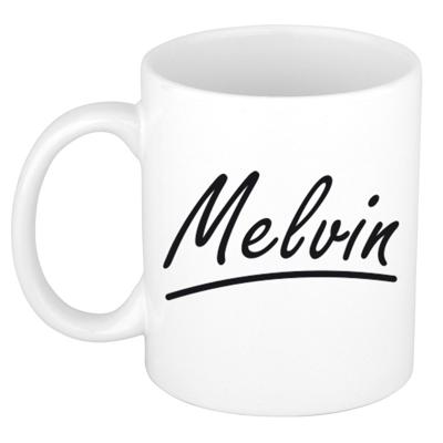 Melvin Naam koffiemok - beker - met sierlijke letters - wit - 300 ml - Cadeau - Heren Melvin Naam koffiemok - beker - met sierlijke letters - wit - 300 ml - Cadeau - Heren