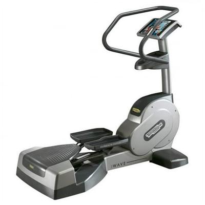 Technogym lateral trainer Wave Excite+ 700 Visioweb zilver gebruikt Technogym lateral trainer Wave Excite+ 700 Visioweb zilver gebruikt