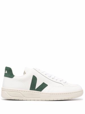 VEJA baskets V-12 en cuir - Blanc