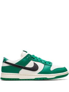 Nike baskets Dunk Low Retro SE "Lottery Pack - Green" - Blanc