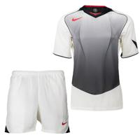 Nike Total 90 Trainingsset Woven Gebroken Wit Zwart Rood Nike Total 90 Trainingsset Woven Gebroken Wit Zwart Rood