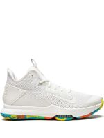 Nike baskets Lebron Witness 4 - Blanc - thumbnail