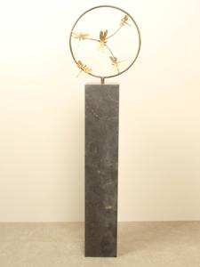 Bronzen sculptuur ring met 5 messing libellen, Ø 32 cm