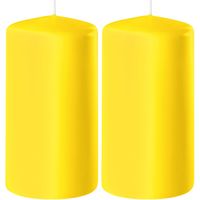 2x Kaarsen geel 6 x 15 cm 58 branduren sfeerkaarsen - Stompkaarsen - thumbnail