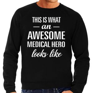 Awesome medical hero cadeau sweater / trui zwart voor heren