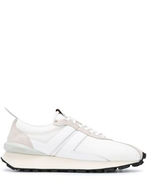 Lanvin baskets à empiècements contrastants - Blanc