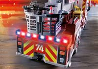 PLAYMOBIL City Action Brandweerwagen: US Tower Ladder - 70935 - thumbnail