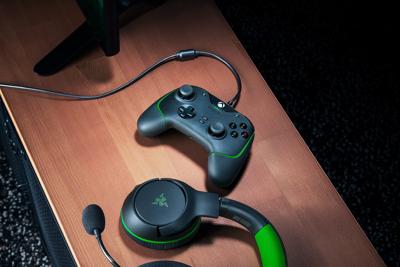 Razer Wolverine V2 Zwart 3,5 mm Gamepad Analoog Xbox Series S, Xbox Series X