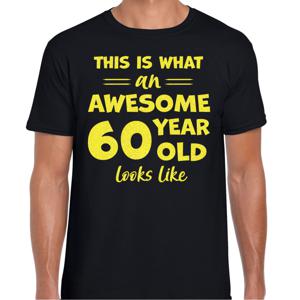 Cadeau T-shirt voor heren - leeftijd 60 jaar - awesome - zwart - glitter geel - Verjaardagsfeest