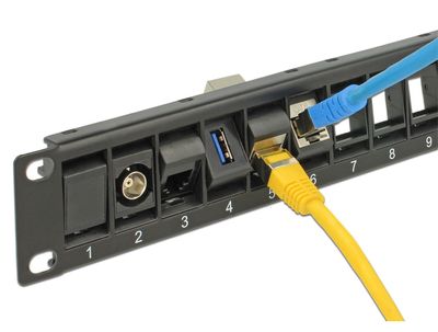 DeLOCK 19" Keystone patchpaneel 24 Port