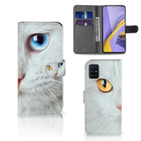 Samsung Galaxy A51 Telefoonhoesje met Pasjes Witte Kat - thumbnail