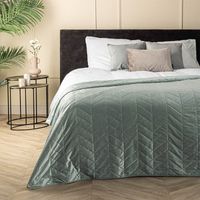 Bedsprei Velvet Prisma - Groen - 180x260 cm van Fresh and Co materiaal: Microvezel - Dekbed-Discounter.nl