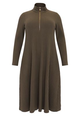 Yoek Trui-jurk met rits | Licht Groen | Maat 38/40 Yoek Trui-jurk met rits | Licht Groen | Maat 38/40