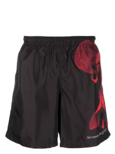 Alexander McQueen short de bain à logo imprimé - Noir