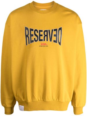 izzue Reversed katoenen sweater met print - Geel izzue Reversed katoenen sweater met print - Geel
