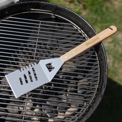 BBQ spatel met naam
