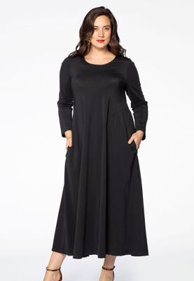Yoek Maxi jurk COCO | Zwart | Maat 50/52