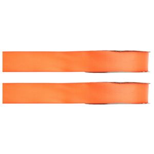 2x Oranje satijnlint rollen 1 cm x 25 meter cadeaulint verpakkingsmateriaal - Cadeaulinten