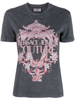 Versace Jeans Couture t-shirt à imprimé baroque - Gris - thumbnail