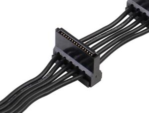 SilverStone Adapter 15-Pin SATA > 4x 15-Pin SATA splitterkabel