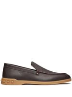 Valentino Garavani mocassins en cuir à détails de clous - Marron