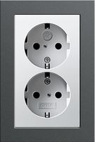 Dubbel stopcontact wit glanzend Gira Nieuw antraciet afdekraam E2