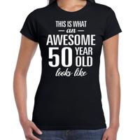 Awesome 50 year cadeau t-shirt - zwart - dames - Sarah / 50 jaar verjaardag cadeau