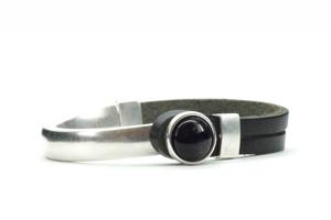 Qoss Zwarte Armband Gwen Zwarte Bol - Maat M
