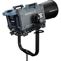 Nanlux Evoke 5000 Bi-color Spot Light met reflector en flight case Nanlux Evoke 5000 Bi-color Spot Light met reflector en flight case
