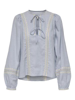 Only Onlmonica Ane Life Ls Emb Top Wvn T-shirt Lange Mouw 4674066 Cloud Dancer Blue Ribbon