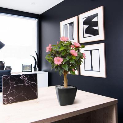 Hibiscus kunstplan op voet 65cm - cerise