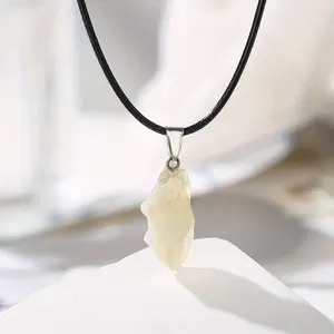 Leren Ketting met Ruwe Citrien Edelsteen - Sieraden - Spiritueelboek.nl