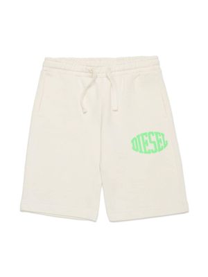 Diesel Kids Katoenen trainingsshorts met logoprint - Wit